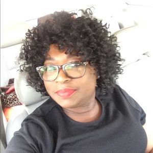 Meet your Posher, Beverly